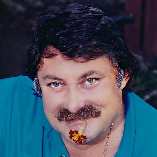 Микола Мозговий
